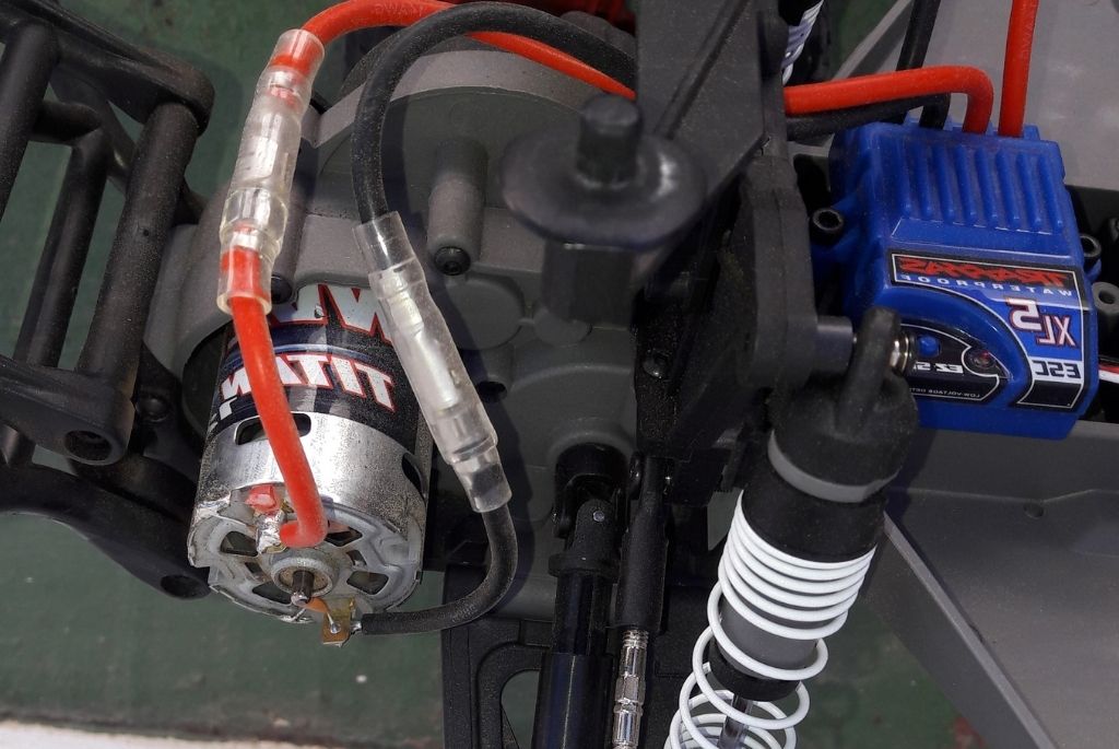 13 Reasons Why RC Motors And ESC's Burn Up