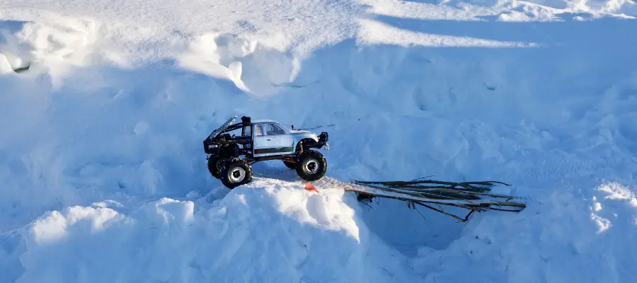 Can RC Cars Run In Snow?